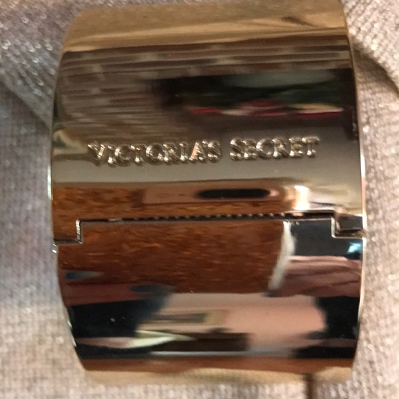 Victoria Secrets  Gold Cuff Bracelet - Picture 2 of 3